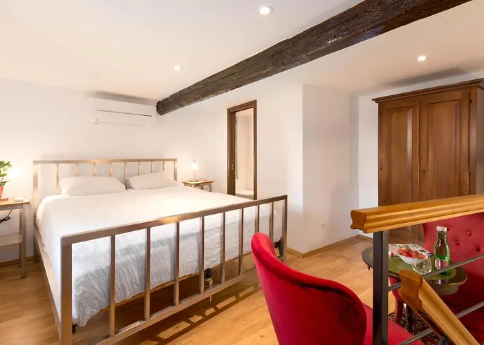 Casa Salomon - Loft 아파트 포레치